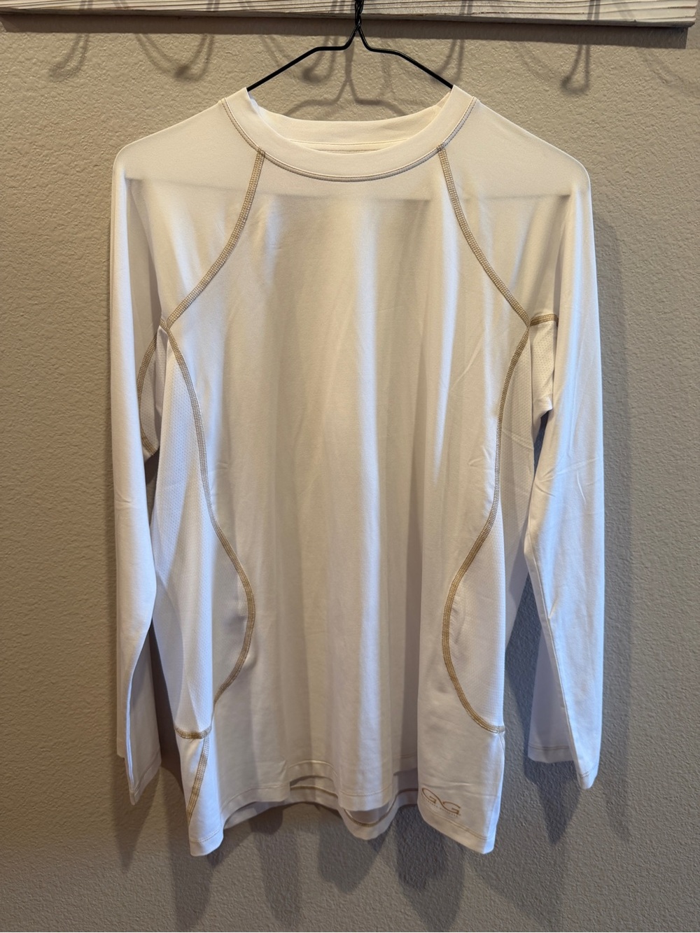 Long-Sleeve Performance Tee in Off-White